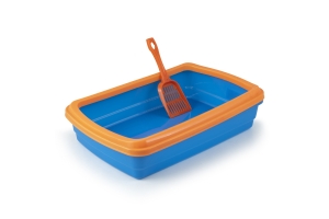 Cat litter box with board and scoop