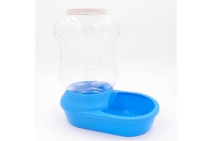 Pellet dispenser for your dog or cat